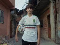 VERANDERING AANDRIJVEN VOOR DE WERELDWIJDE VOETBALGEMEENSCHAP MET GEMEENSCHAPPELIJK DOEL