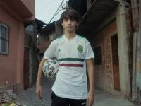 VERANDERING AANDRIJVEN VOOR DE WERELDWIJDE VOETBALGEMEENSCHAP MET GEMEENSCHAPPELIJK DOEL