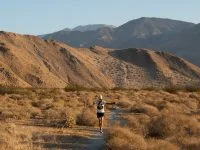 TIMOTHY OLSON PROBEERT DE SNELSTE BEKENDE TIJD OVER DE PACIFIC CREST TRAIL