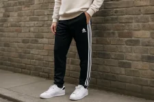 Zo scoor je een betaalbare Adidas broek zonder in te leveren op stijl